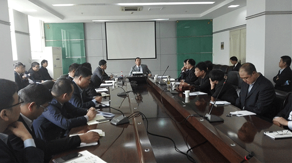 西瑪電機(jī)凝聚力量，統(tǒng)一思想，堅(jiān)定信念，振奮精神。