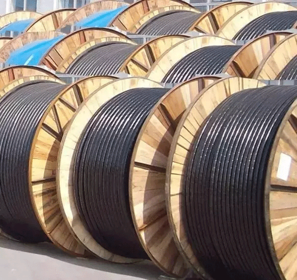 變頻電機對地故障案例分析——西安泰富西瑪電機(西安西瑪電機集團(tuán)股份有限公司)官方網(wǎng)站 變頻電機對地故障案例分析——西安泰富西瑪電機(西安西瑪電機集團(tuán)股份有限公司)官方網(wǎng)站