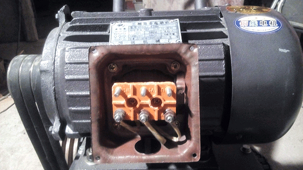 淺談西安泰富西瑪三相異步電動機的基本原理。