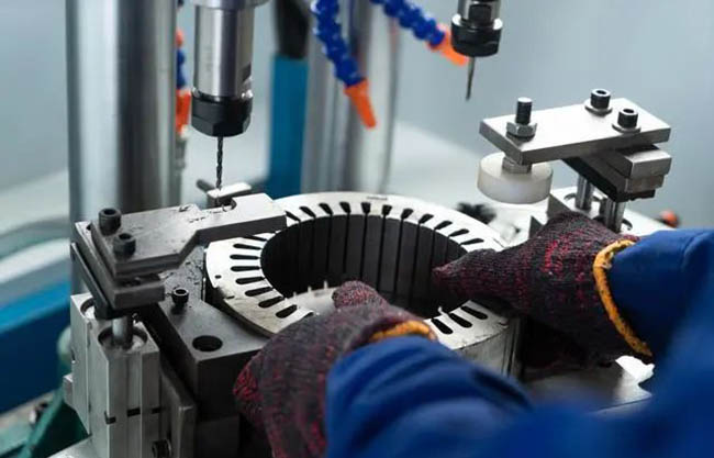 3種減輕電機(jī)重量和提高效率的方法？